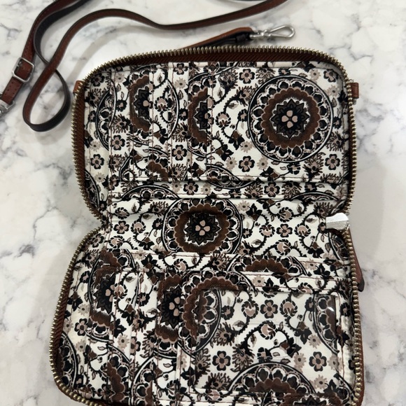 Vera Bradley leather crossbody wallet or wristlet. Cognac leather. Gently used. - Picture 6 of 9